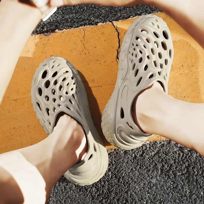 BASIC HOUSE Clogs Men-6