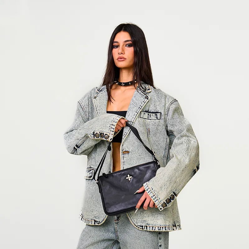SMFK Shoulder Bags Wilderness Black-5
