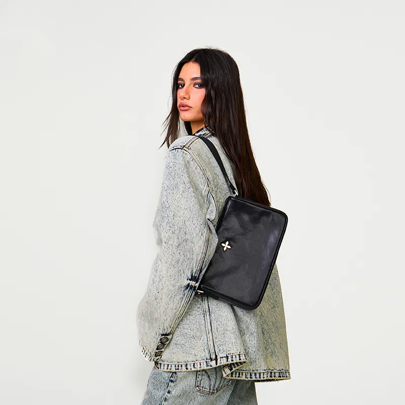 SMFK Shoulder Bags Wilderness Black-4
