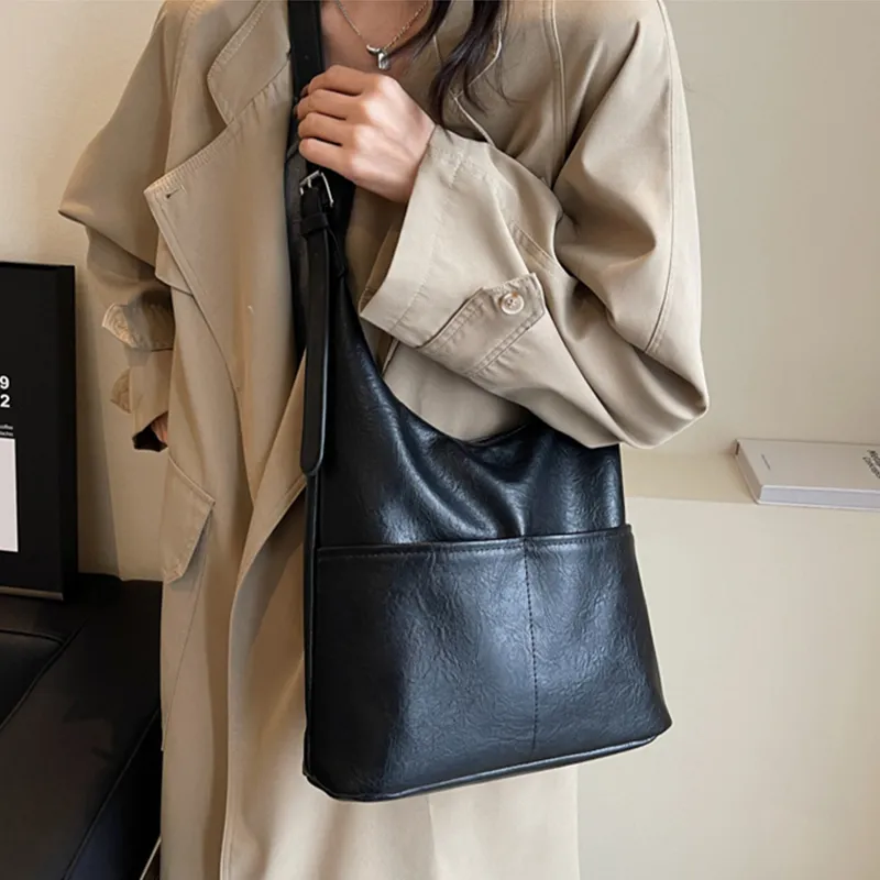 Tonlion PU Shoulder Bag Regular Women's Black/Coffee-1