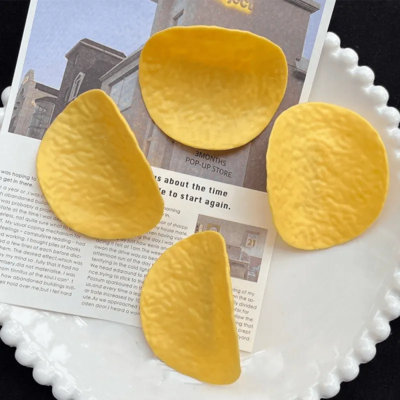 QIHUAMANYU Resin Hair Clips Women's-4