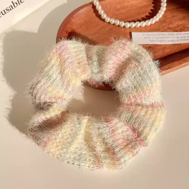 QIHUAMANYU Plush Hair Tie Women's-2