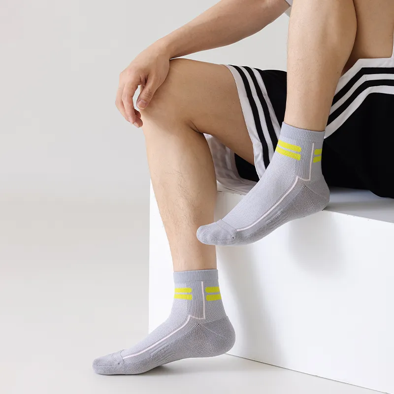 MIIOW Trend Party Series Mid Calf Socks Unisex Gift Box Combination-4