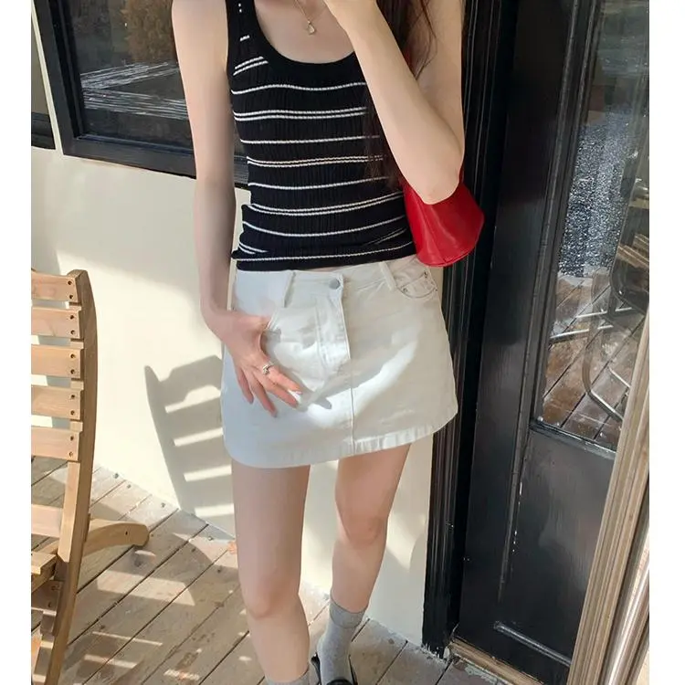 DOKZB Tank Tops Women's Black-5