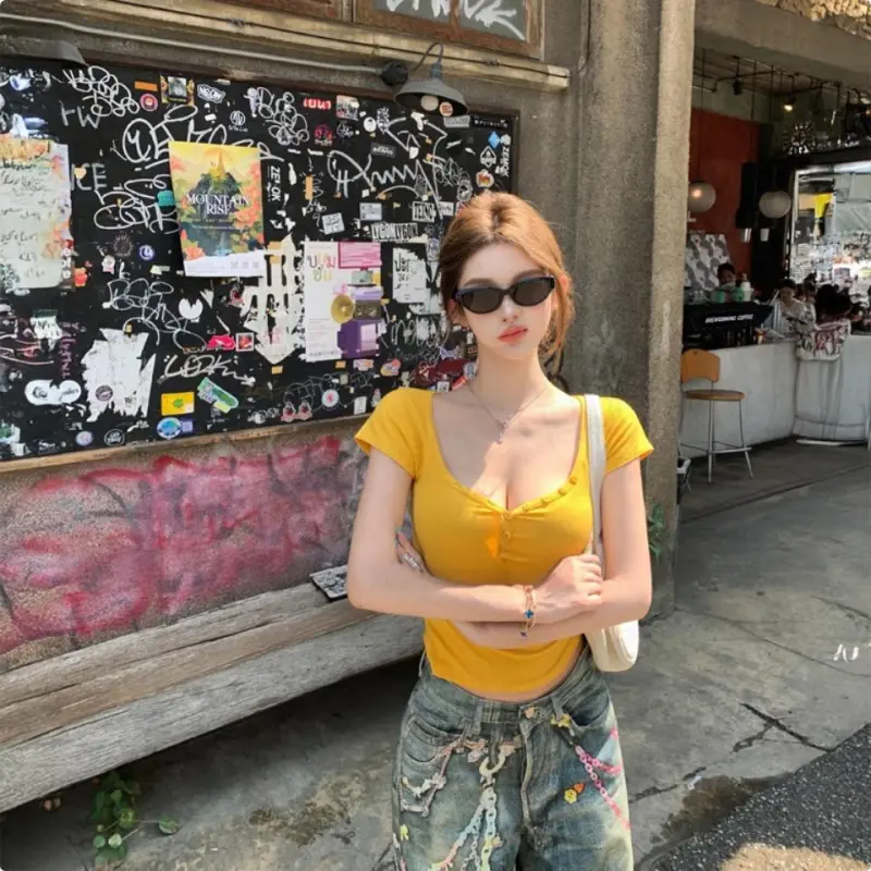 DOKZB T Shirts Women's Yellow-5