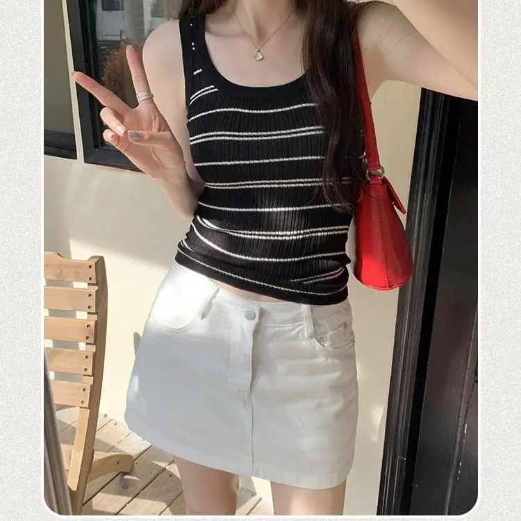 DOKZB Tank Tops Women's Black-2