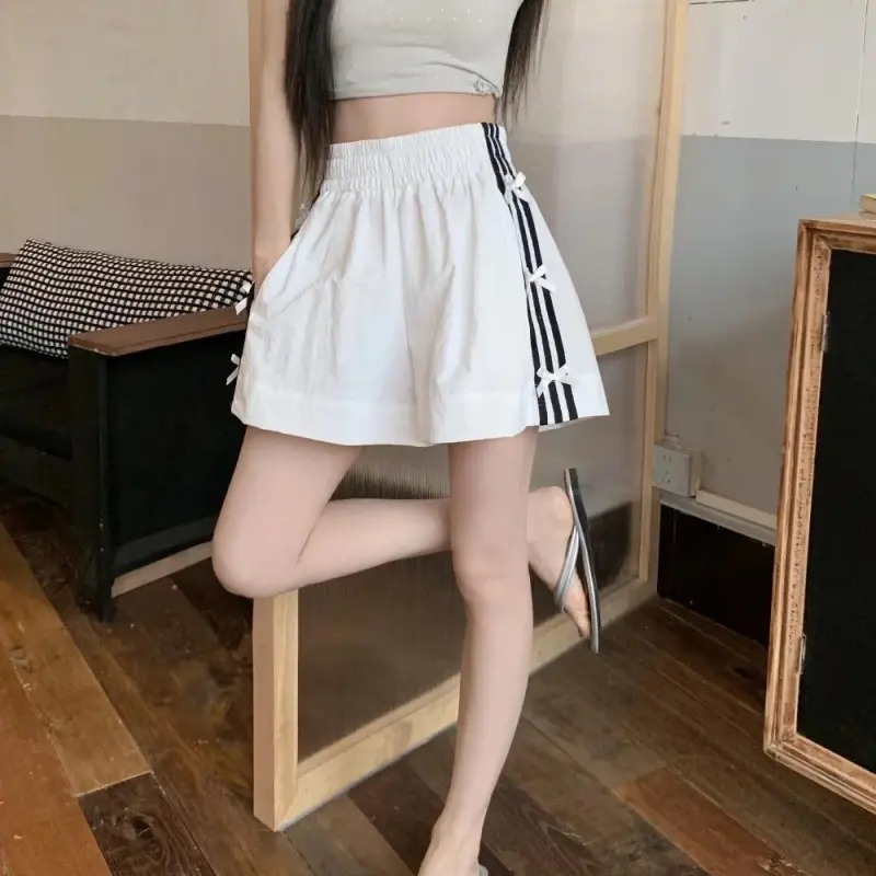 DOKZB Casual Shorts Women's White-3