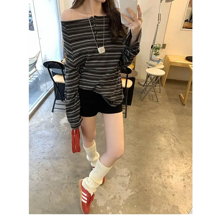 DOKZB Flared Sleeve T Shirt Women's-5