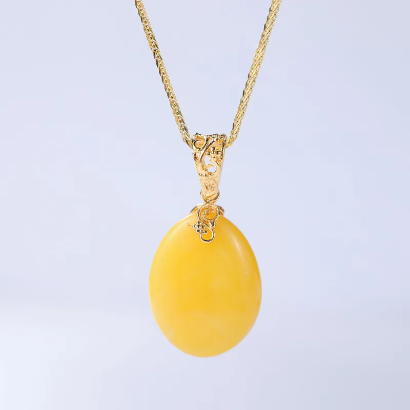 S&A Inlaid Amber Beeswax Necklaces Women's-3