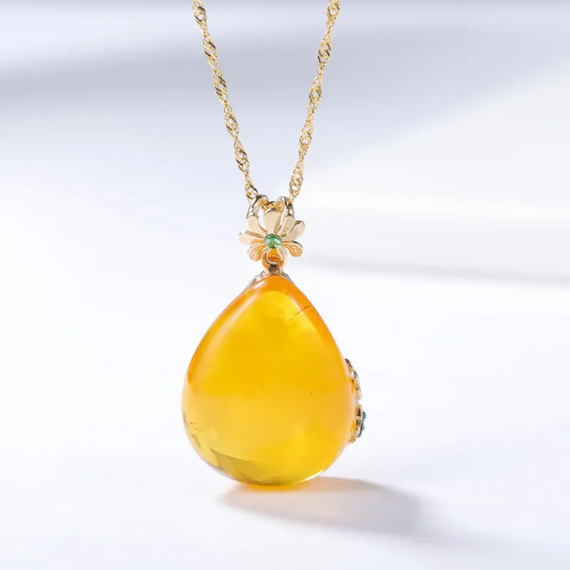 S&A Beeswax Fine Jade Necklaces Women's-1