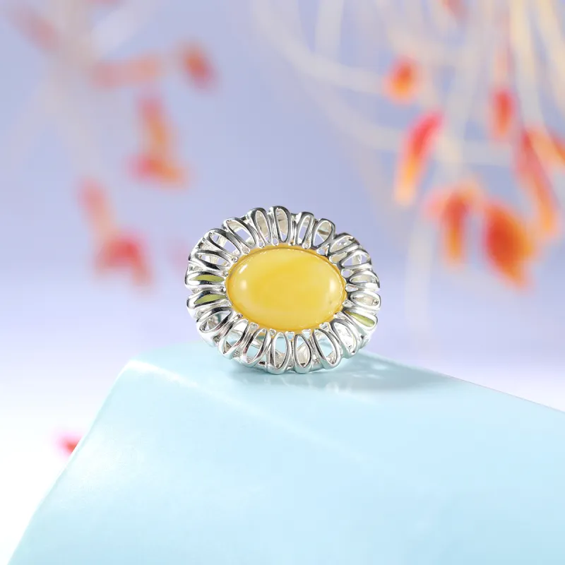 S&A Amber Beeswax Rings Women's-1