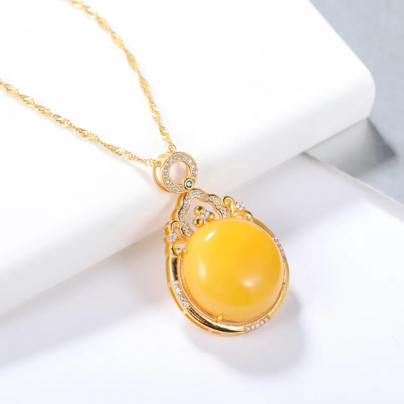 S&A Amber Beeswax Necklaces Women's-2