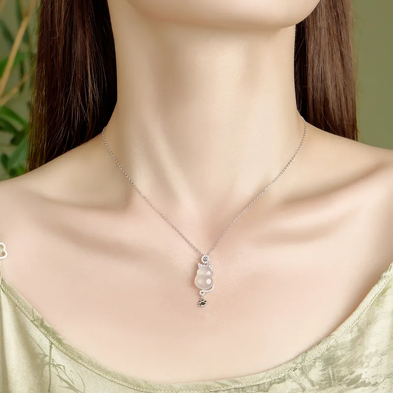 CHINA GOLD Chalcedony Necklaces Women's-5