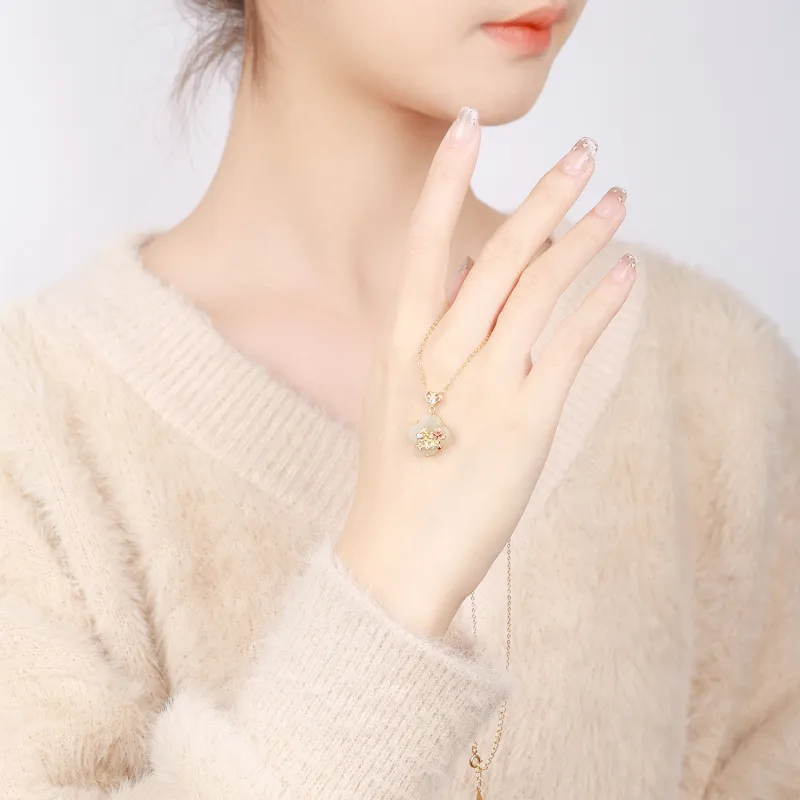 CHINA GOLD Hetian Jade Necklaces Pale Greenish White Jade Women's-4