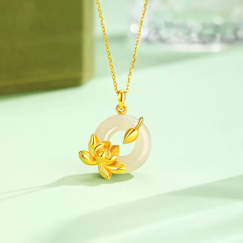 CHINA GOLD Chalcedony Necklaces Women's-1