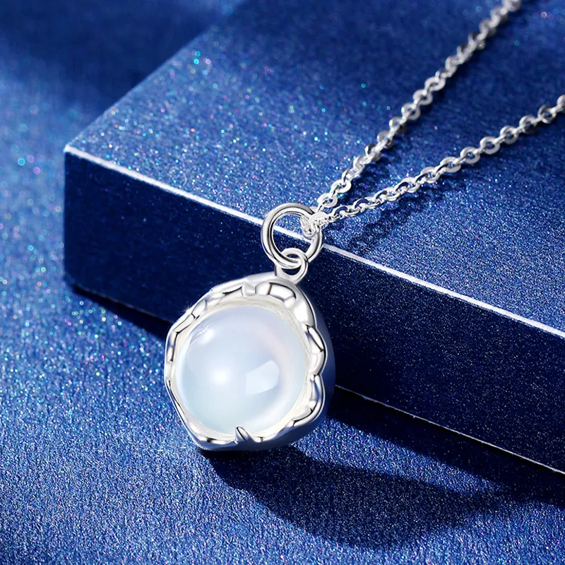 CHINA GOLD Chalcedony Necklaces Women's-2