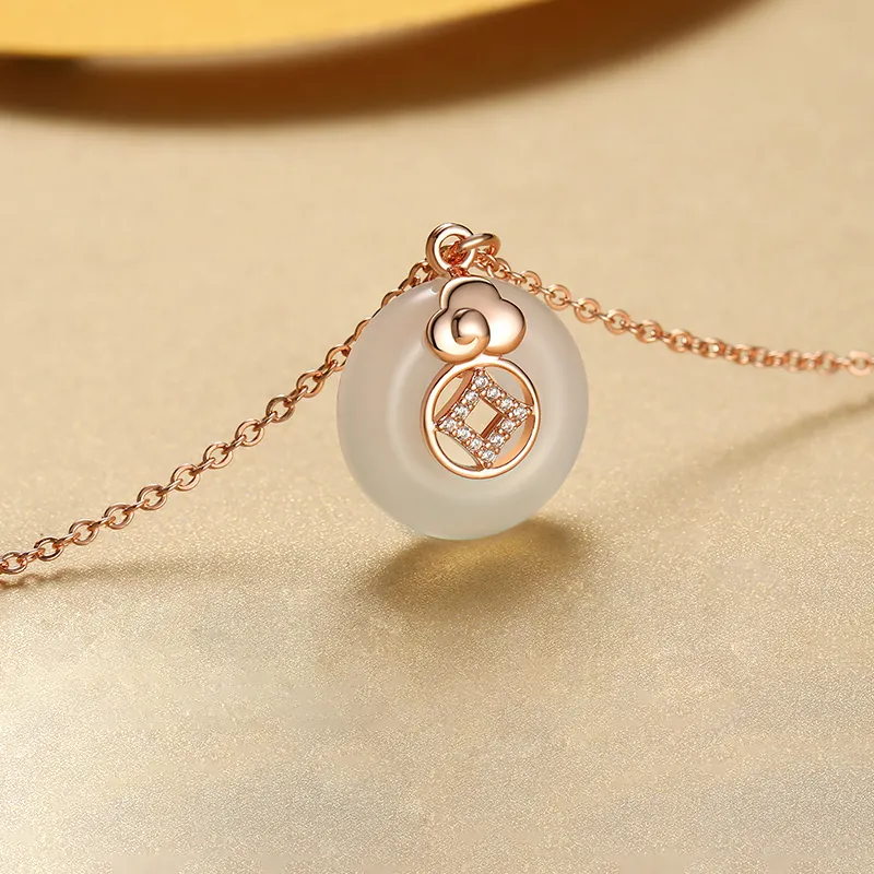 CHINA GOLD Chalcedony Jade Necklaces Women's-4