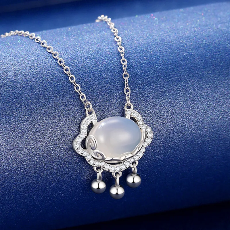CHINA GOLD Chalcedony Necklaces Women's-2