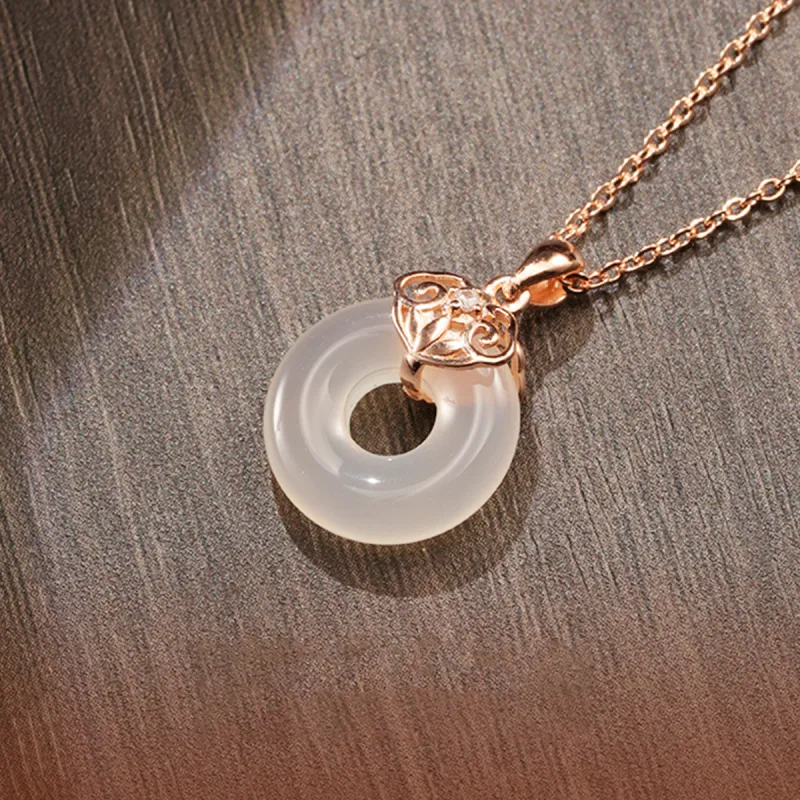 CHINA GOLD Chalcedony Necklaces Women's-2