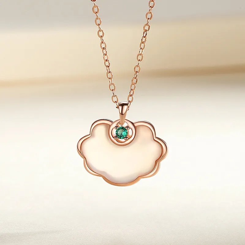 CHINA GOLD Chalcedony Necklaces Women's-1