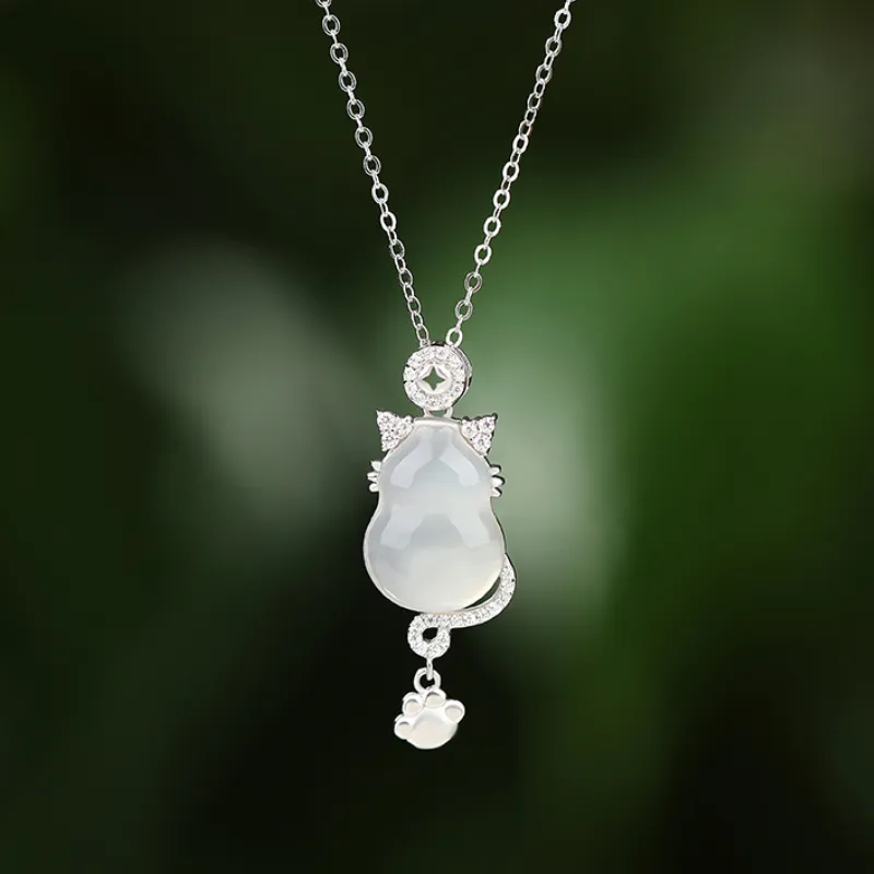 CHINA GOLD Chalcedony Necklaces Women's-1