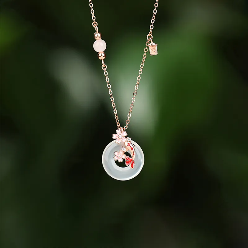 CHINA GOLD Chalcedony Necklaces Women's-1