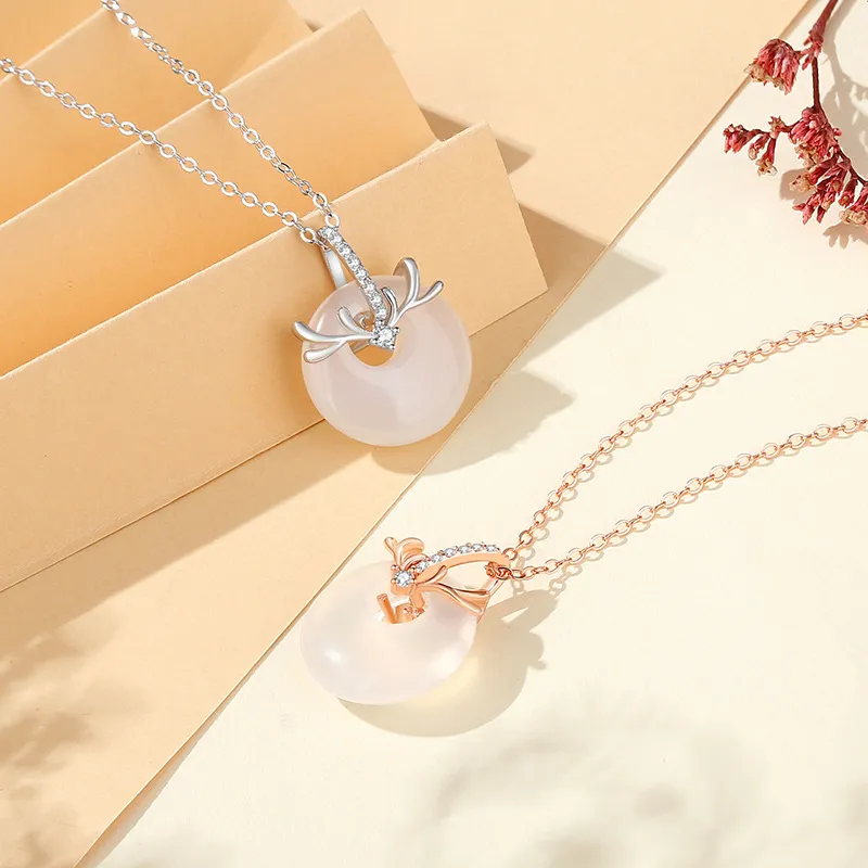 CHINA GOLD Chalcedony Necklaces Women's-1