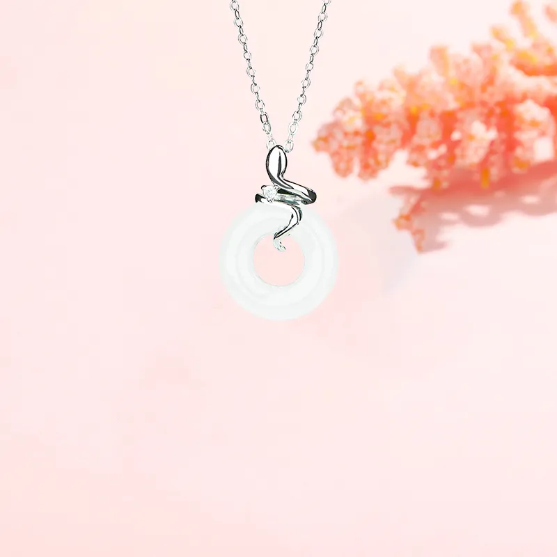 CHINA GOLD Chalcedony Jade Necklaces Women's-3