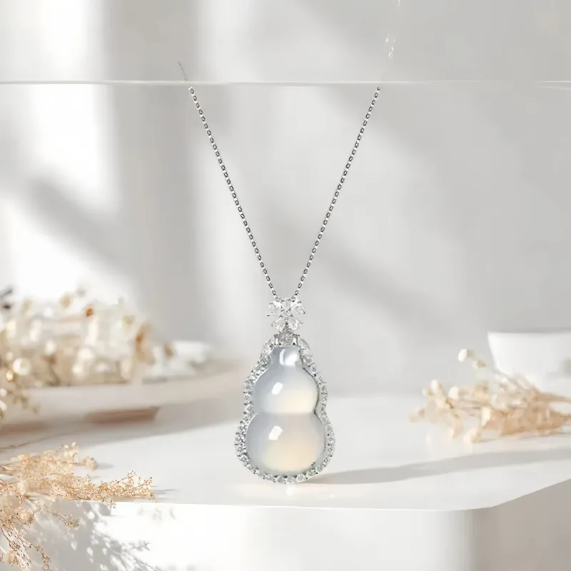JINYICHENG Chalcedony Jade Necklaces Women's-1