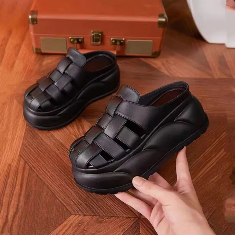 Yamada Hyakuju Slippers Ecru, Black-7