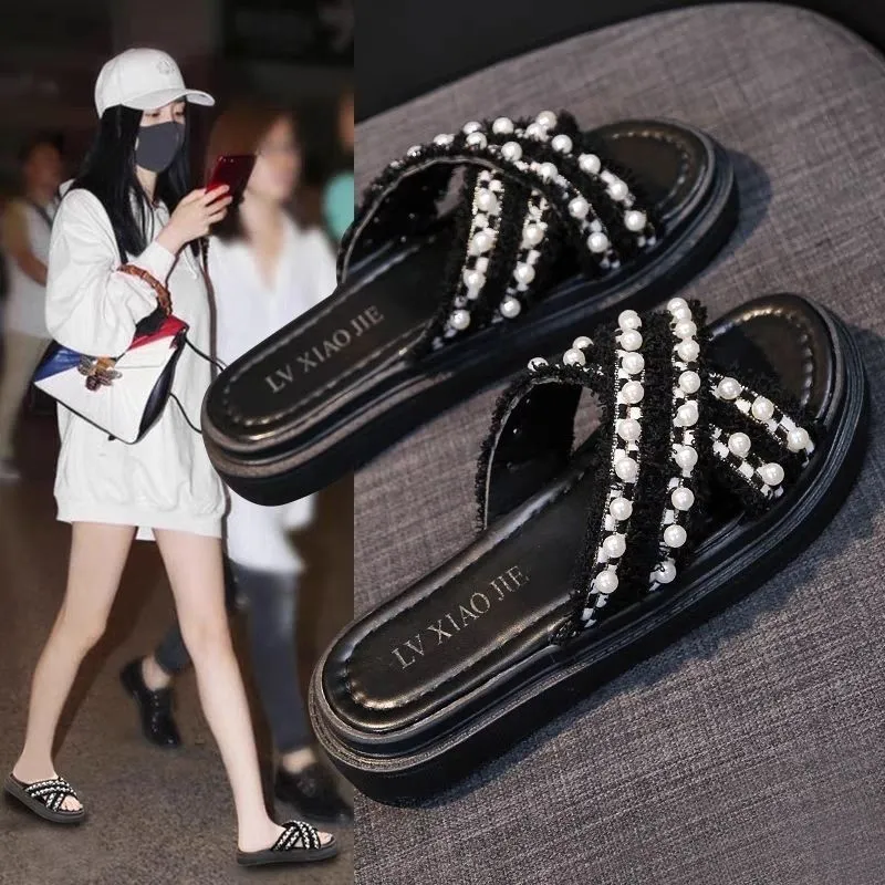 Yamada Hyakuju Slippers Black Ecru-2