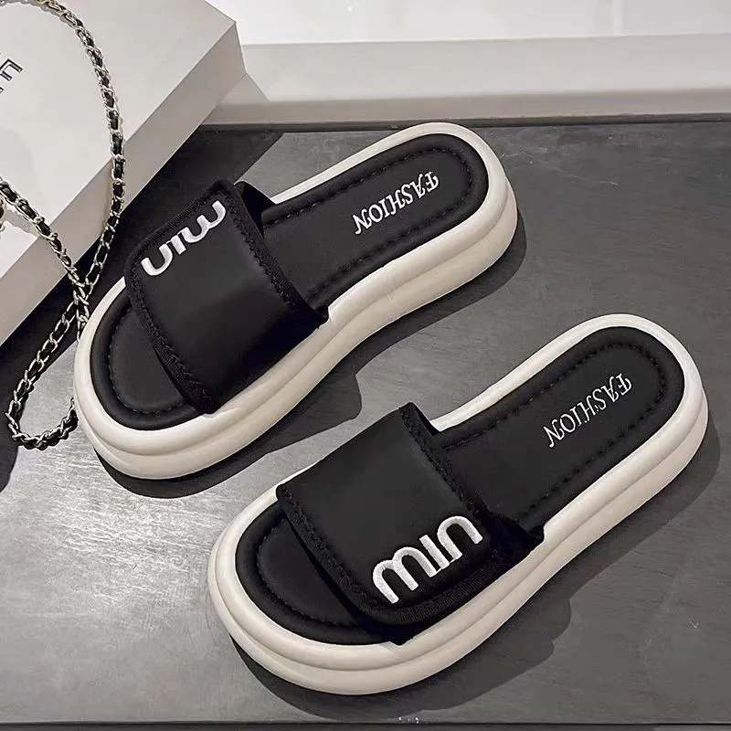 Yamada Hyakuju Slippers Ecru, Black-6