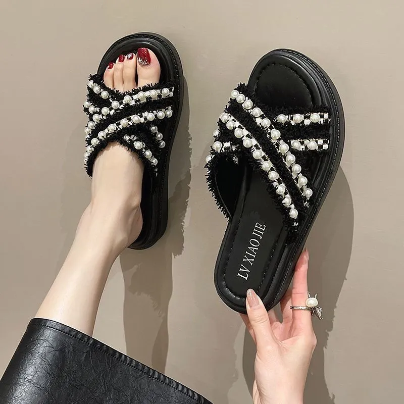 Yamada Hyakuju Slippers Black Ecru-4