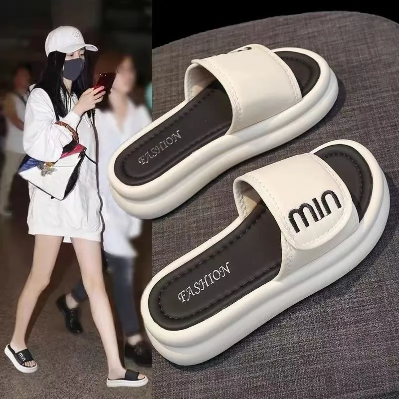 Yamada Hyakuju Slippers Ecru, Black-1