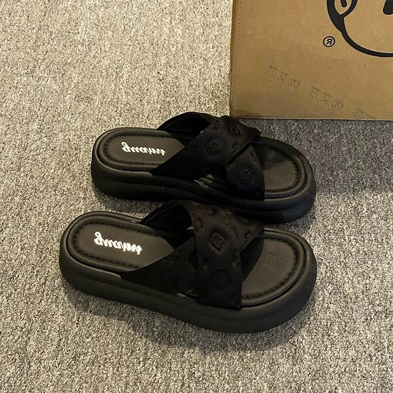 Yamada Hyakuju Slippers Ecru Champagne Black-14