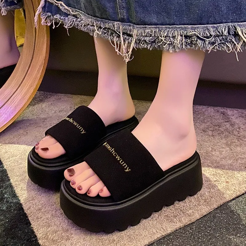 Yamada Hyakuju Slippers Ecru, Black-7
