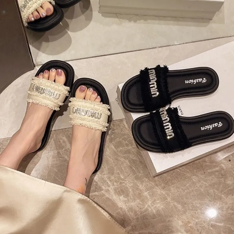 Yamada Hyakuju Slippers Black, Ecru-2