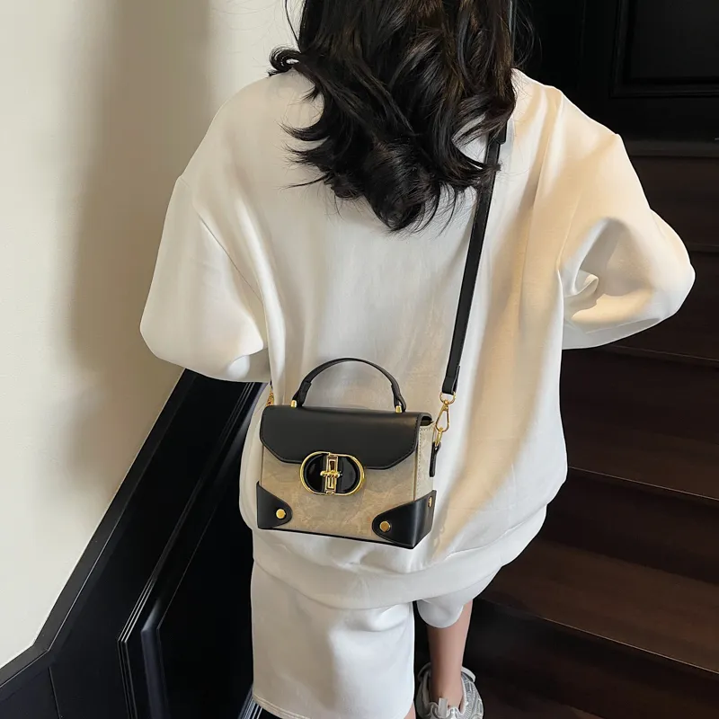ROUNDOT PU Crossbody Bag Women's White/Black/Blue/Coffee-4