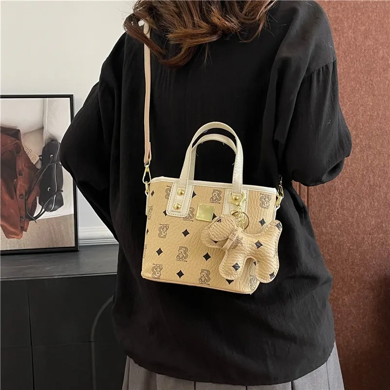 ROUNDOT PU Crossbody One Shoulder Handbags Women's Ecru/Black/Pink/Light Brown-5