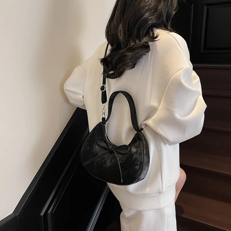 ROUNDOT PU Crossbody One Shoulder Handbags Regular Women's White/Silver/Black/Blue/Pink-15