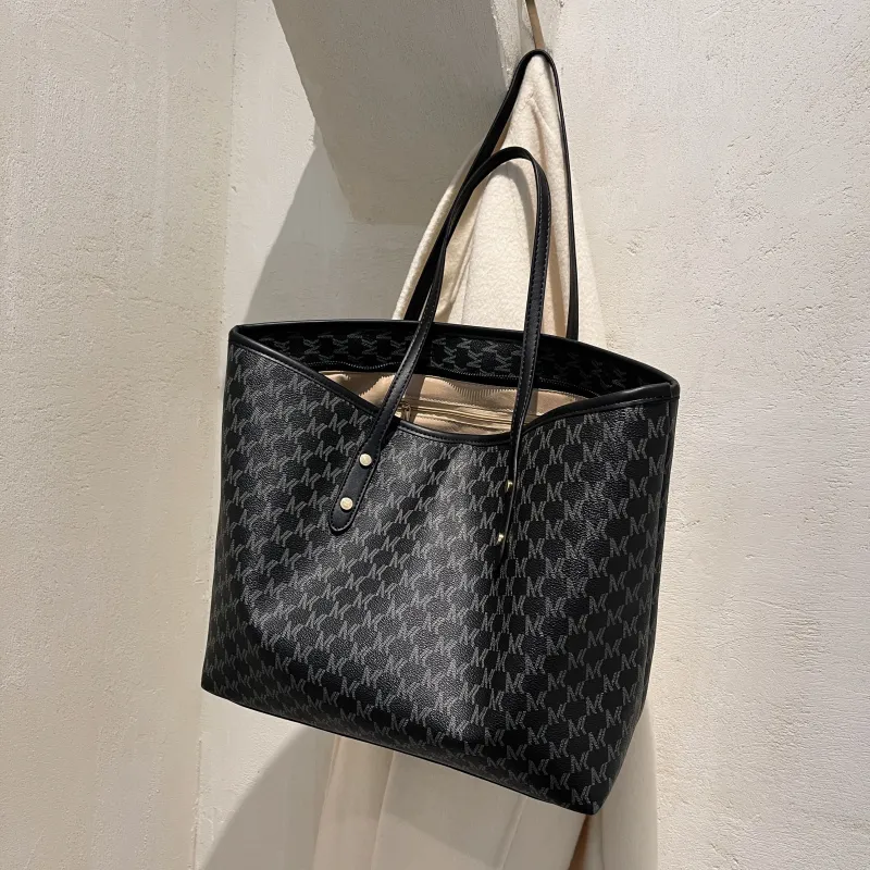 ROUNDOT PU Shoulder Bag Tote Regular Women's Ecru/Coffee/Black-15