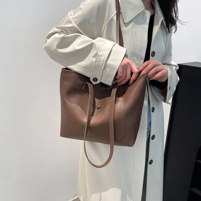 ROUNDOT PU Shoulder Bag Tote Regular Women's White/Black/Khaki/Brown-26