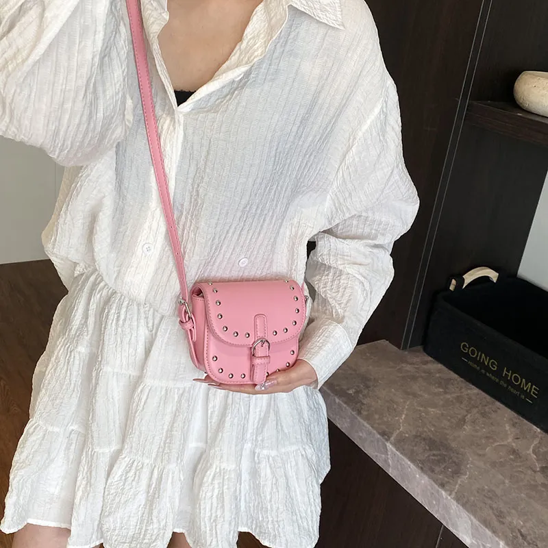 ROUNDOT PU Shoulder Bag Crossbody Bag Regular Women's Ecru/Silver/Black/Pink/Sky Blue/Brown-16