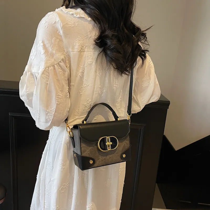 ROUNDOT PU Crossbody Bag Women's White/Black/Blue/Coffee-13