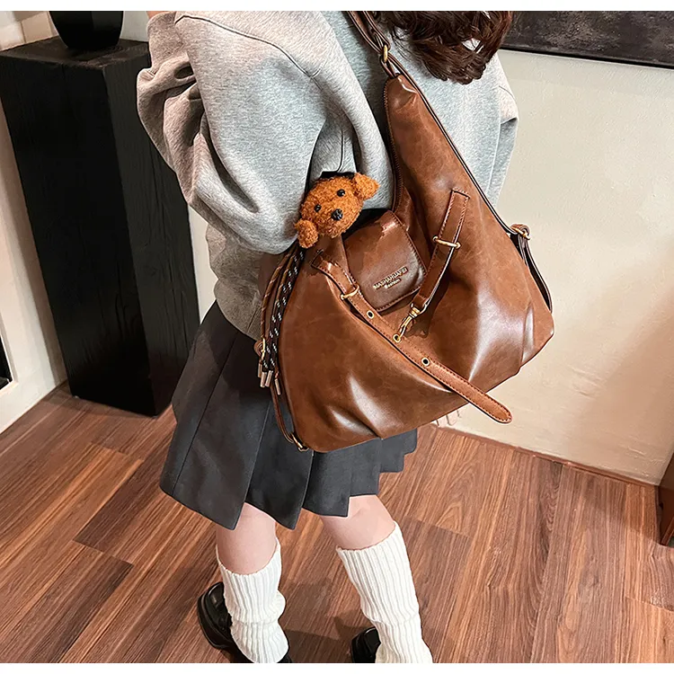 ROUNDOT PU Shoulder Bag Regular Women's Coffee/Brown/Black-11