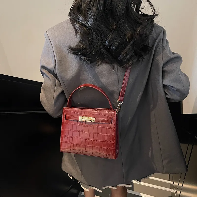 ROUNDOT PU Crossbody Bag Regular Women's White/Black/Burgundy/Pink-18