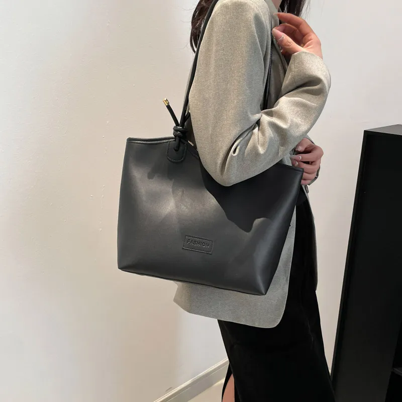 ROUNDOT PU Tote Bag Shoulder Bag Regular Women's White/Black/Khaki/Brown-8