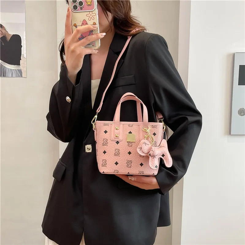 ROUNDOT PU Crossbody One Shoulder Handbags Women's Ecru/Black/Pink/Light Brown-16