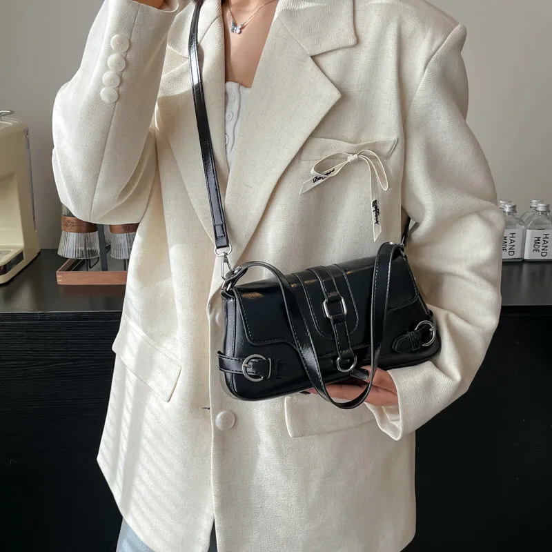 ROUNDOT PU Handbag Shoulder Bag Crossbody Bag Regular Women's White/Black/Red/Pink/Brown-12