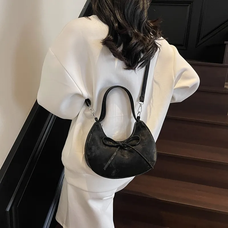 ROUNDOT PU Crossbody One Shoulder Handbags Regular Women's White/Silver/Black/Blue/Pink-17